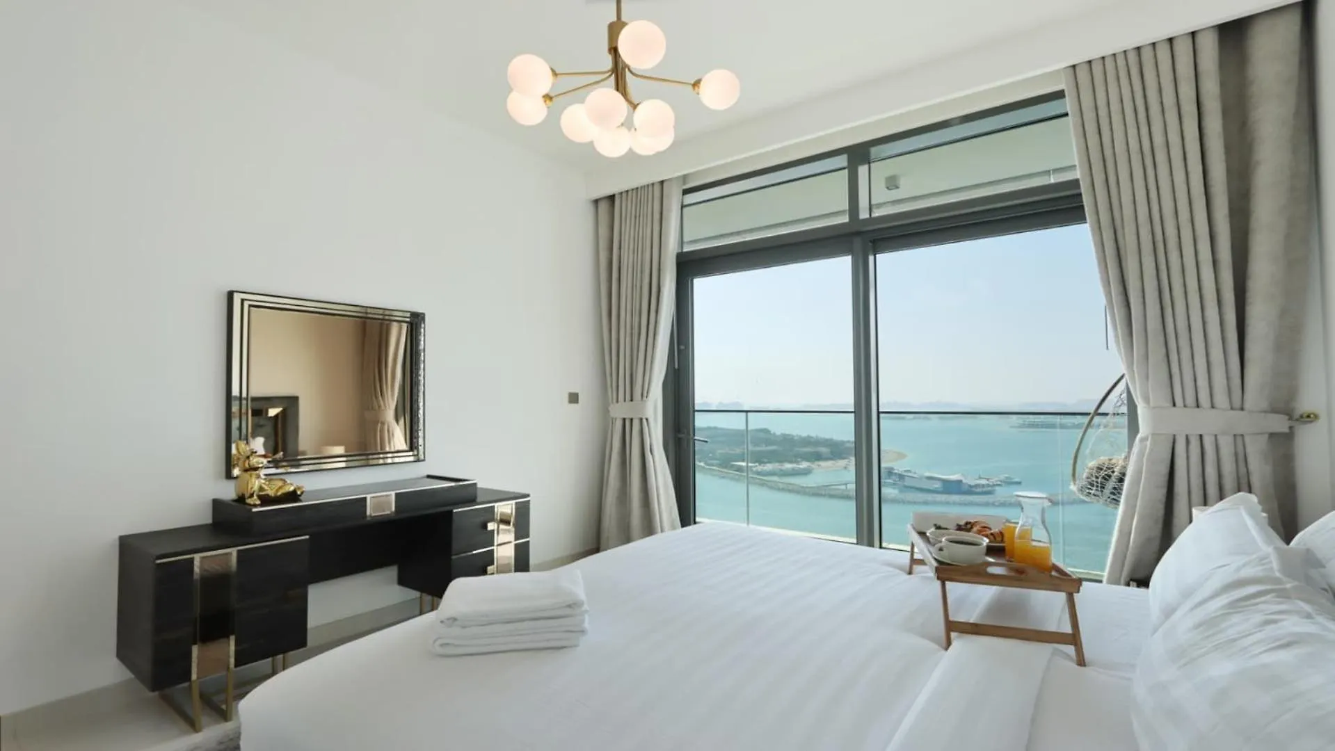 Luxury 2Br, Panoramic Sea Views And Beach Access