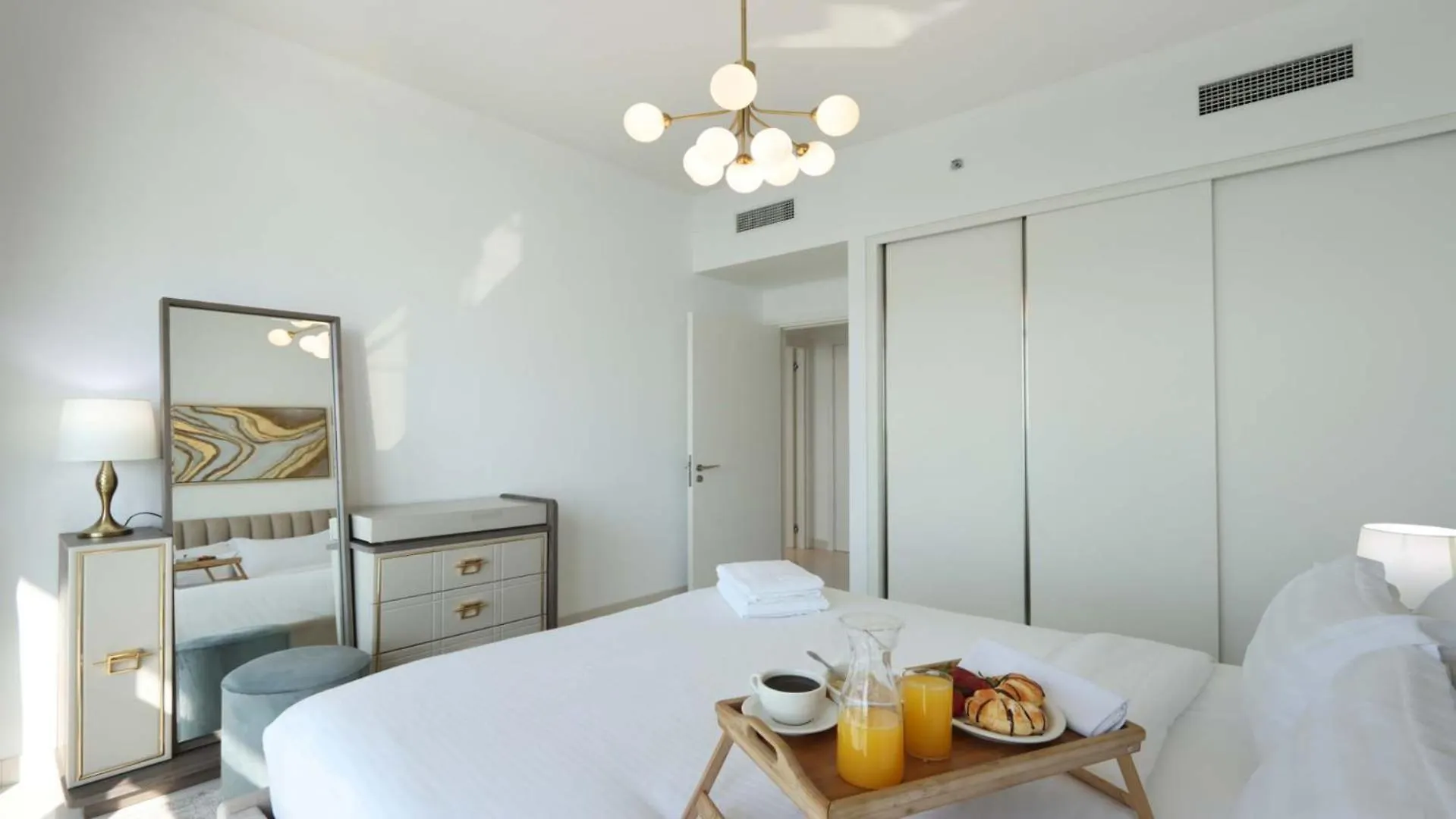 Apartment Luxury 2Br, Panoramic Sea Views And Beach Access