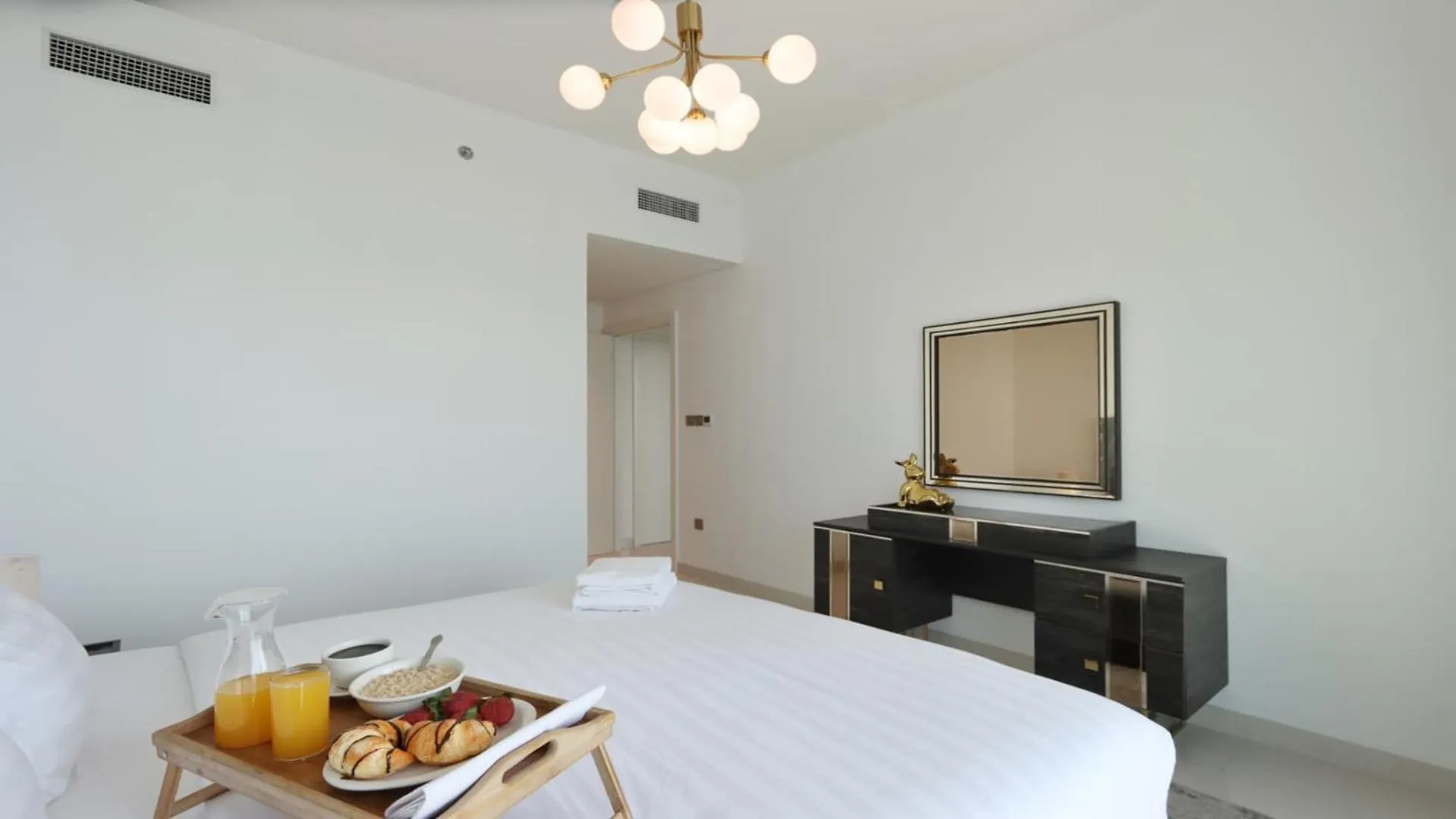 Luxury 2Br, Panoramic Sea Views And Beach Access 0*, Dubai United Arab Emirates