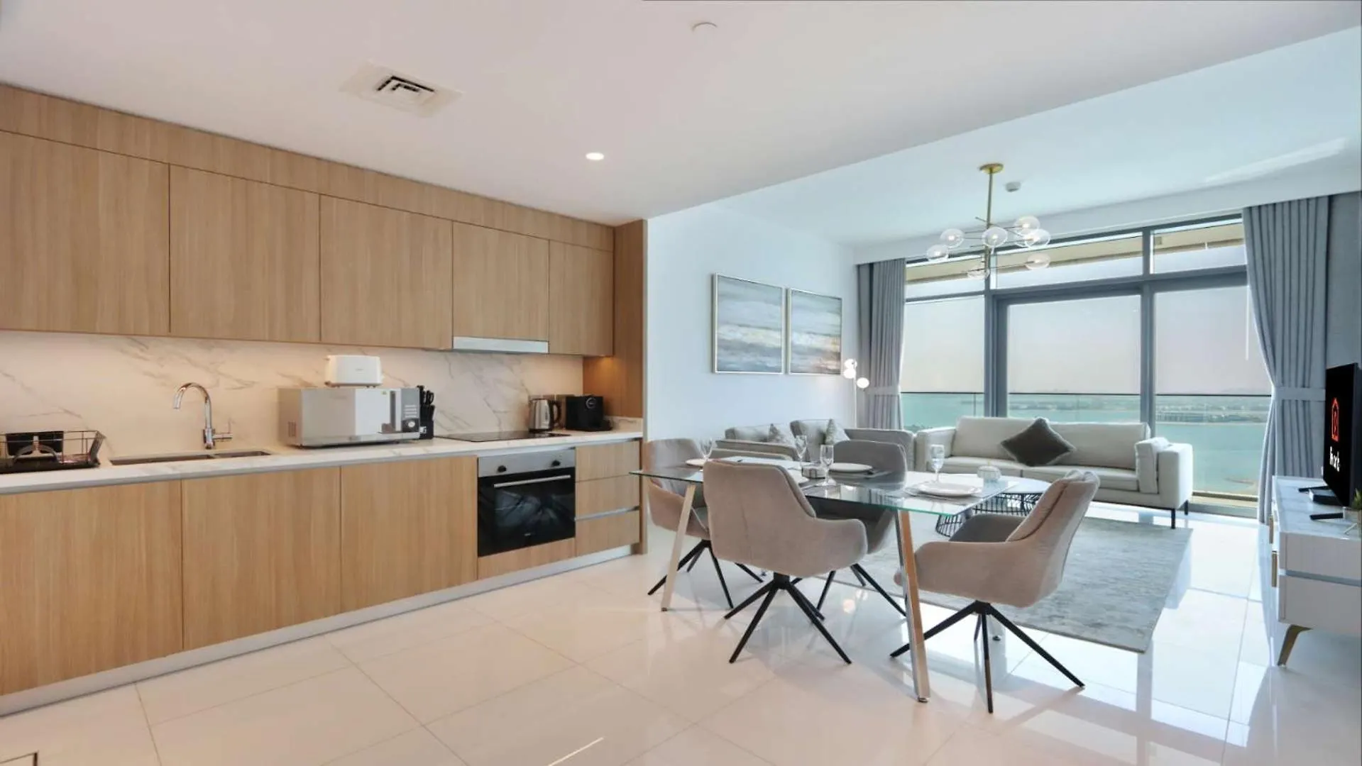 Luxury 2Br, Panoramic Sea Views And Beach Access Apartment Dubai